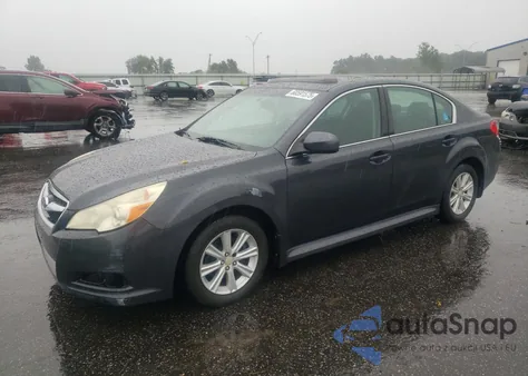 2010 Subaru Legacy 2.5I Premium из США, поврежденный, VIN 4S3BMCG65A3240816